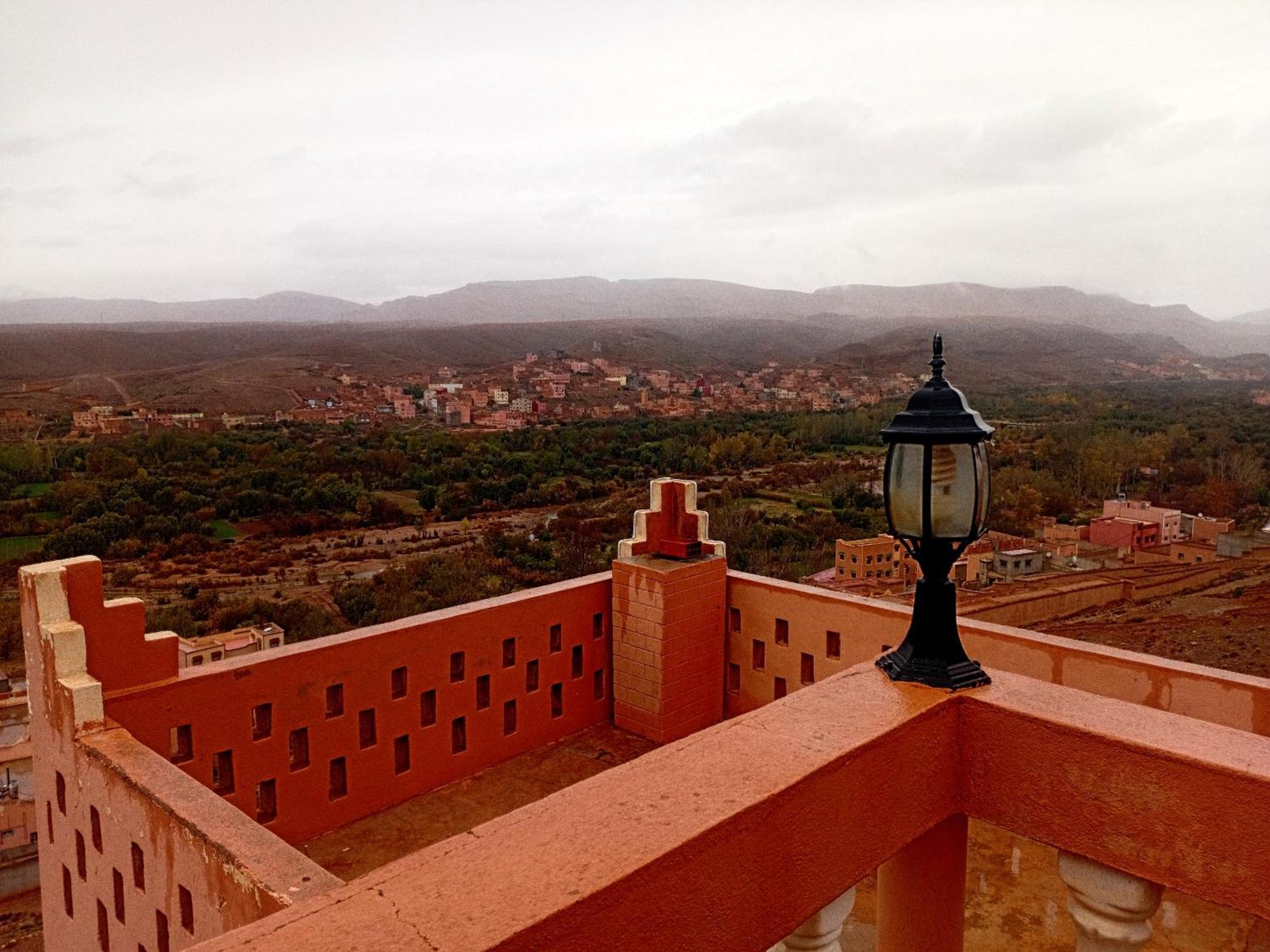 Hotel Almanader Boumalne Dades Exterior photo
